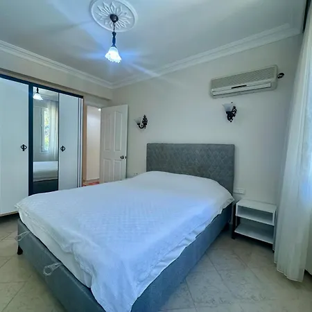 Nebioglu Apartament *